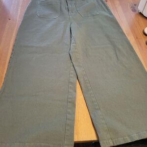 Cropped wide leg denim pant